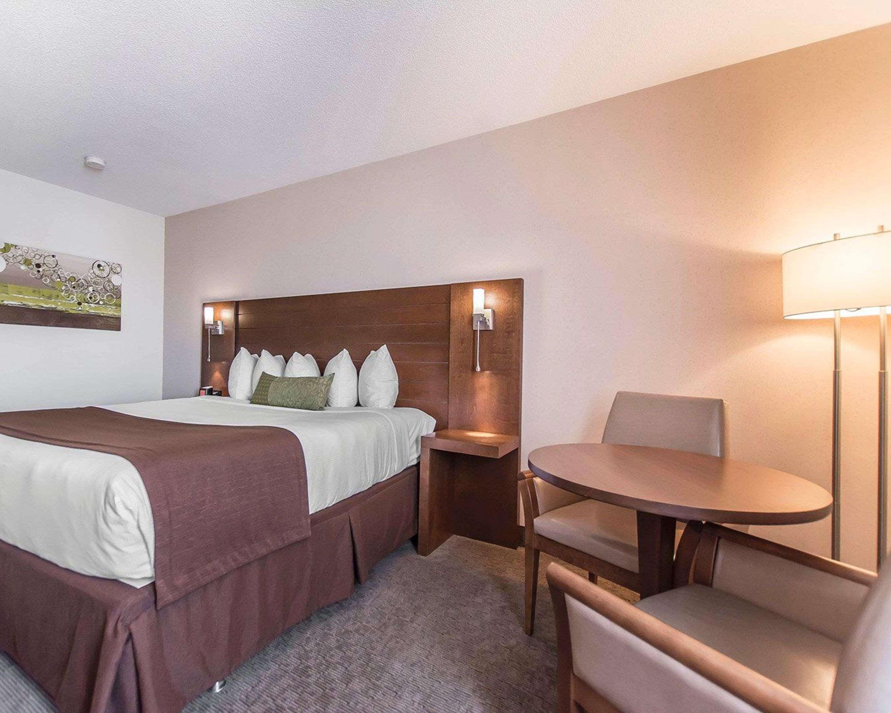 Quality Inn Rouyn-Noranda Extérieur photo