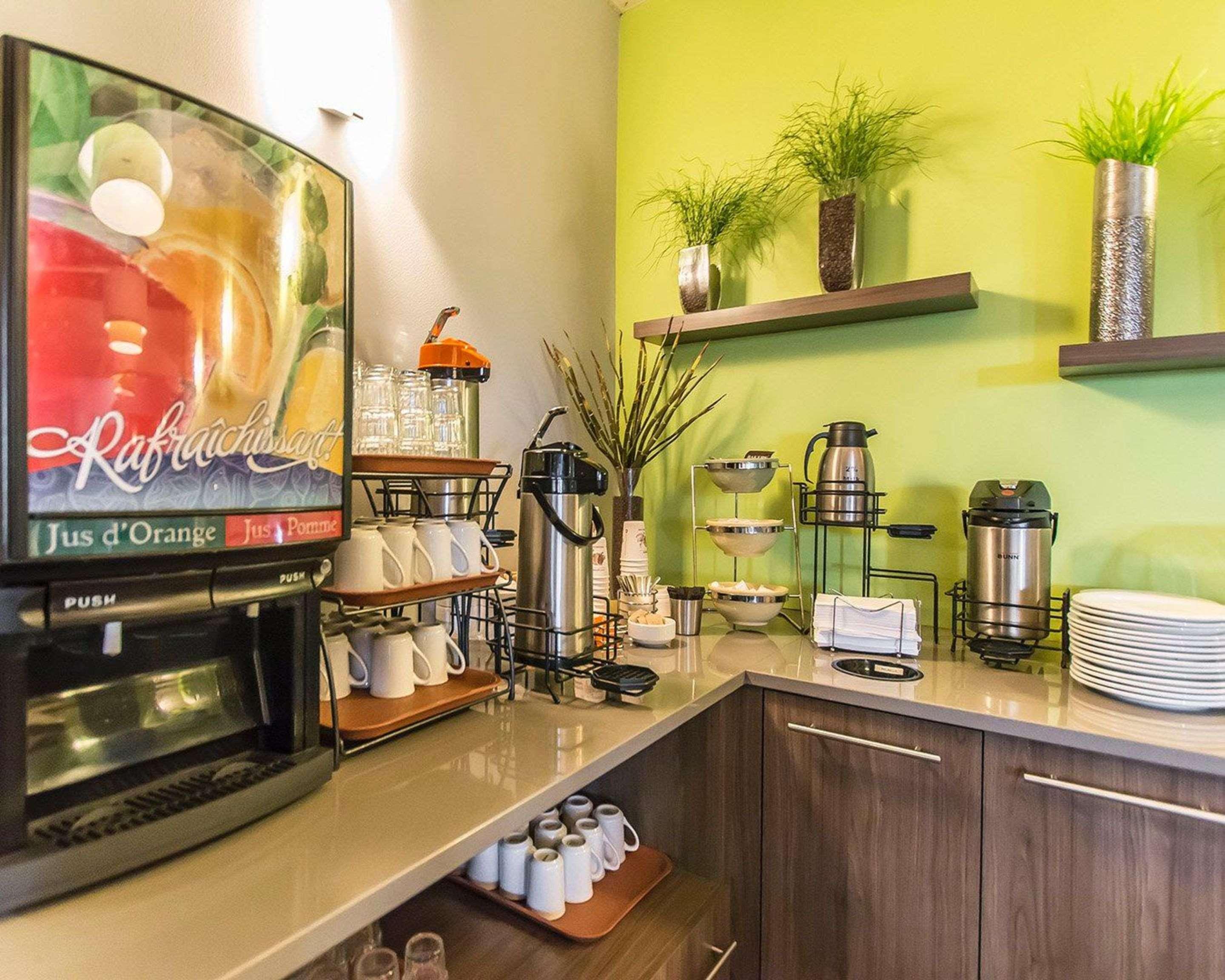 Quality Inn Rouyn-Noranda Extérieur photo