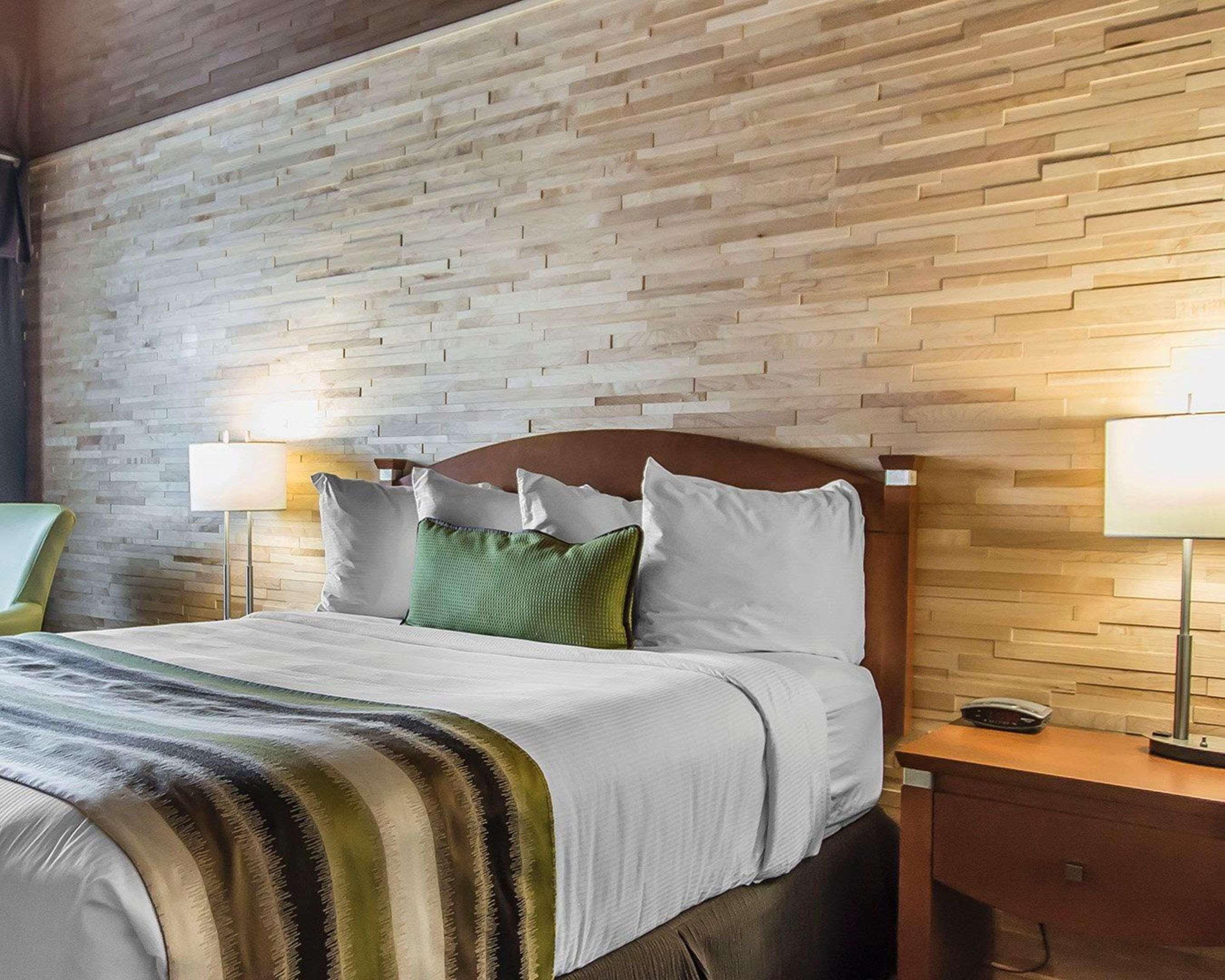 Quality Inn Rouyn-Noranda Extérieur photo