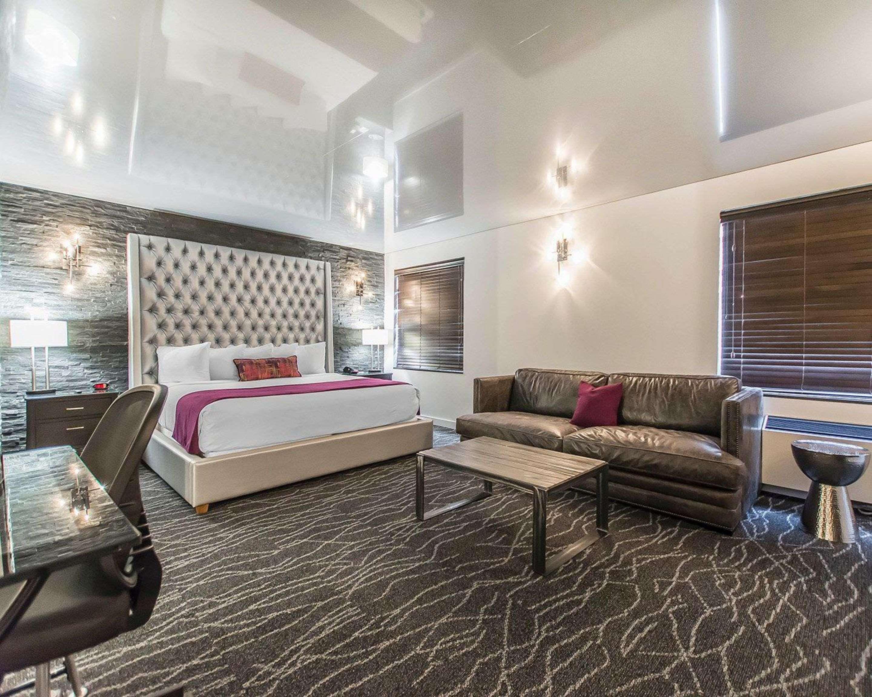 Quality Inn Rouyn-Noranda Extérieur photo